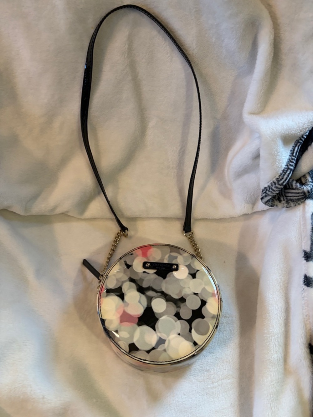 👜 Kate Spade Round Dot-Pattern Crossbody - Picture 6 of 11